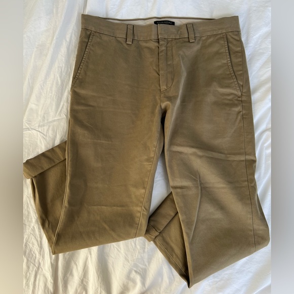 Banana Republic Khaki’s Size 31x30 - Picture 1 of 3